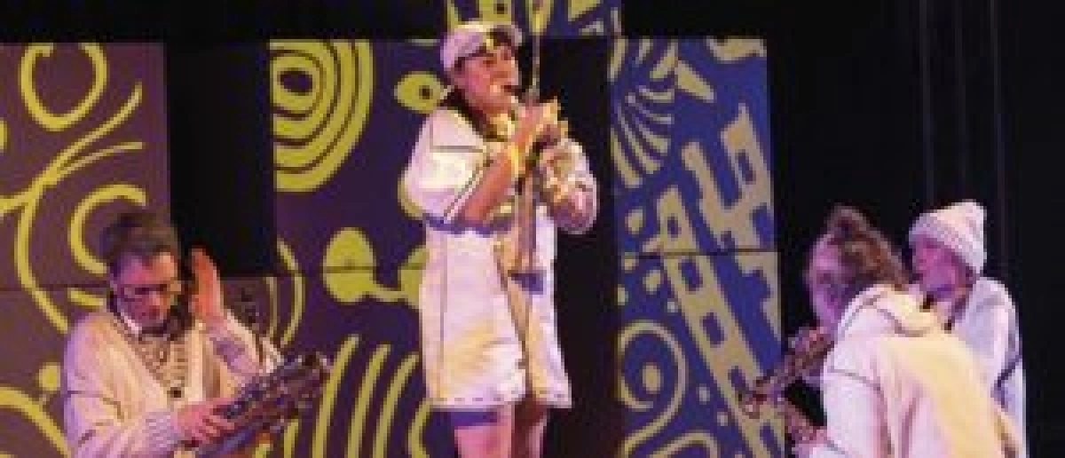 De Familie Sax (4-10)